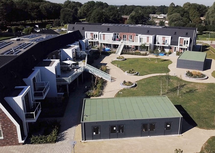 Ipse de Brugge 880x626px pictures-in-text1_300dpi